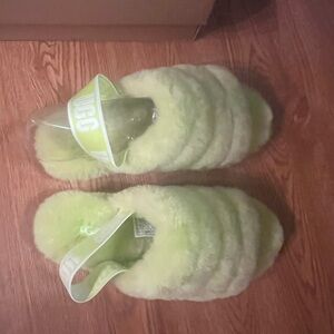 Ugg Fluff Yeah Women’s Sz 8- Neon Green Key Lime